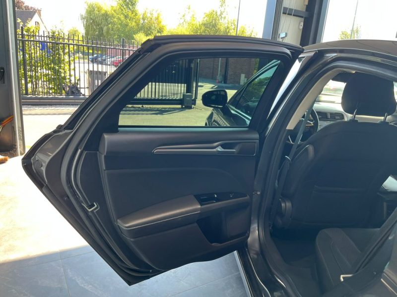 🚗 FORD MONDEO 1.5 ECOBOOST 160 TITANIUM 📡 Radars de recul