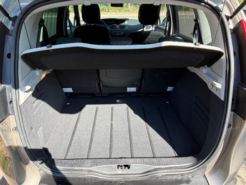 Renault Scenic III 1.6 16V 110ch Authentique 