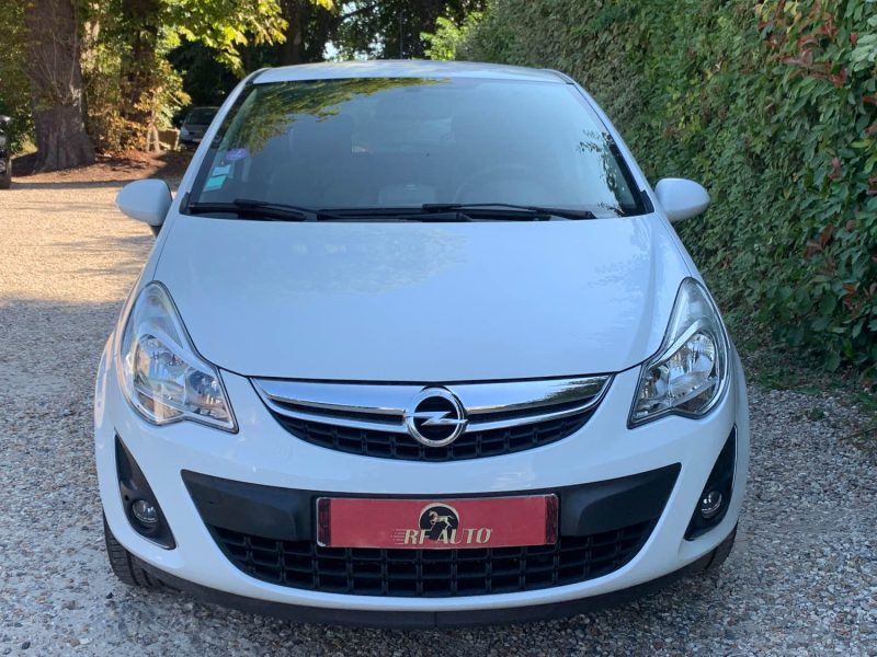 OPEL CORSA 1.2 TWINPORT 85 ESSENTIA 2012