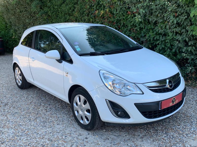 OPEL CORSA 1.2 TWINPORT 85 ESSENTIA 2012