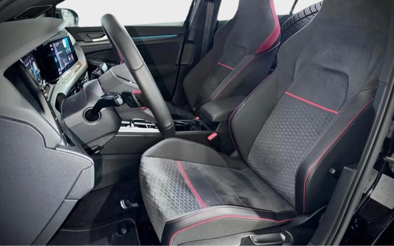 VOLKSWAGEN GOLF GTI CLUBSPORT / TOIT OUVRANT / HK / CARPLAY