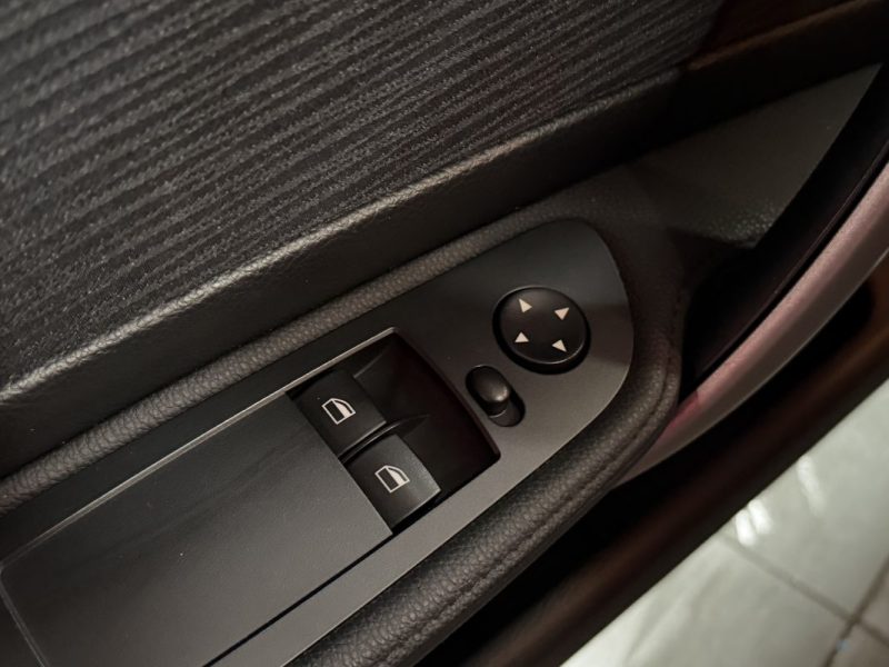 🟢 CarPlay Bmw serie 1 116 i 122 cv Ecran Gps Garantie Bluetooth Sièges Chauffants Netflix Waze
