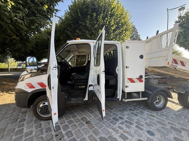 IVECO 35C15 35S15 3.0 150 MAXIGARGO 2019 DOUBLE CABINE / 1ERE MAIN / 23500 HT