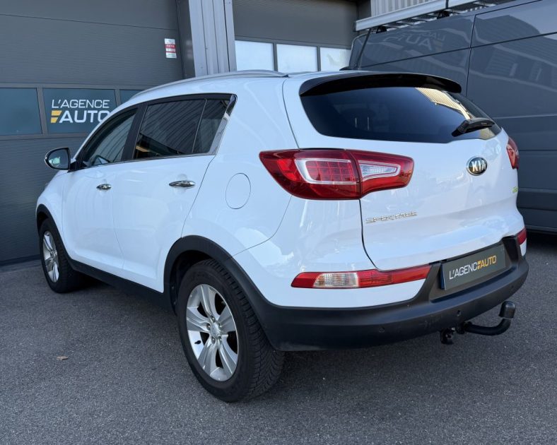 KIA SPORTAGE 1.7 115 ch - STYLE - ATTELAGE - Entretien Complet - Garantie 6 Mois - IMPECCABLE