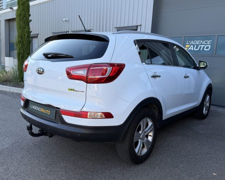 KIA SPORTAGE 1.7 115 ch - STYLE - ATTELAGE - Entretien Complet - Garantie 6 Mois - IMPECCABLE