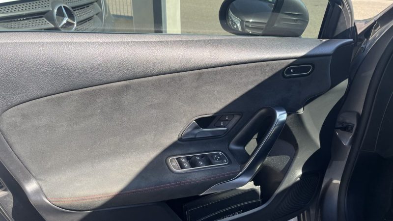 MERCEDES CLASSE A A200 AMG LINE 7G-DCT 2018