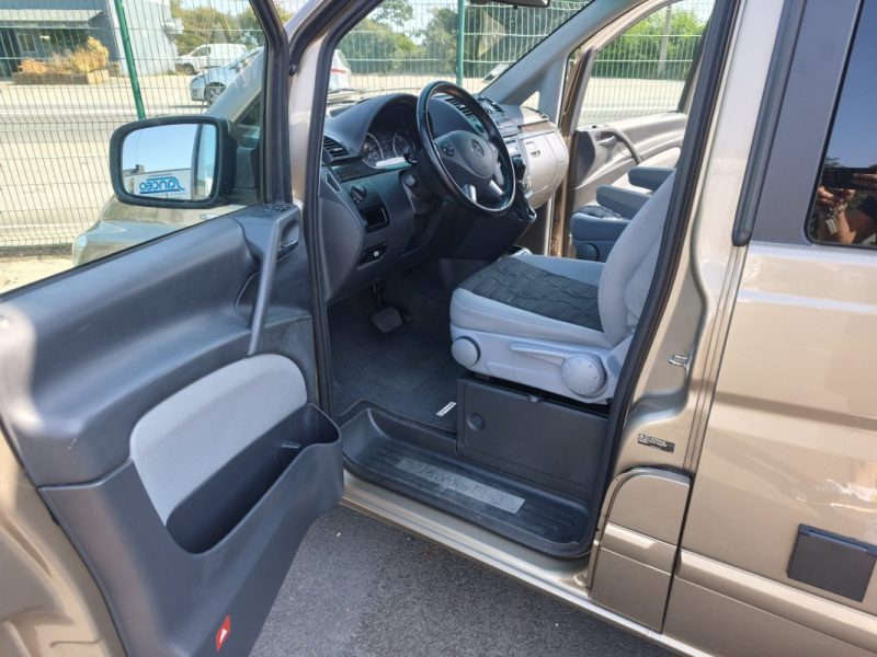 MERCEDES VIANO  2011