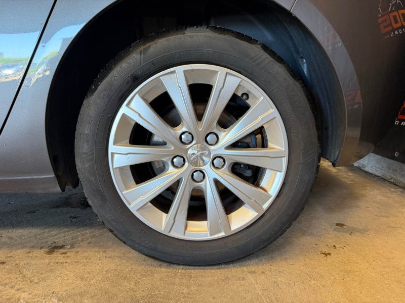 Peugeot 308 II 1.2 Puretech 110ch Style