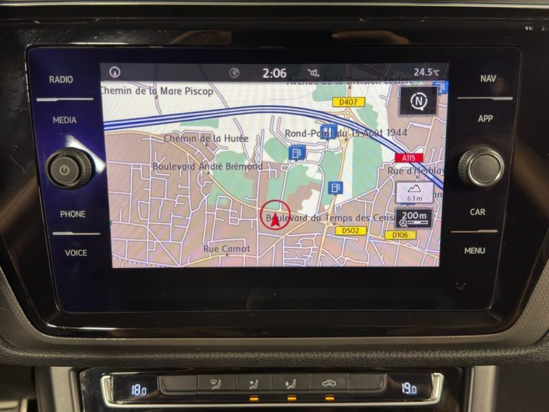 VOLKSWAGEN TOURAN II CONNECT 1.2 TSI 110 Cv 7 PLACES / CAMERA RECUL APPLE & ANDROID - GARANTIE 1 AN