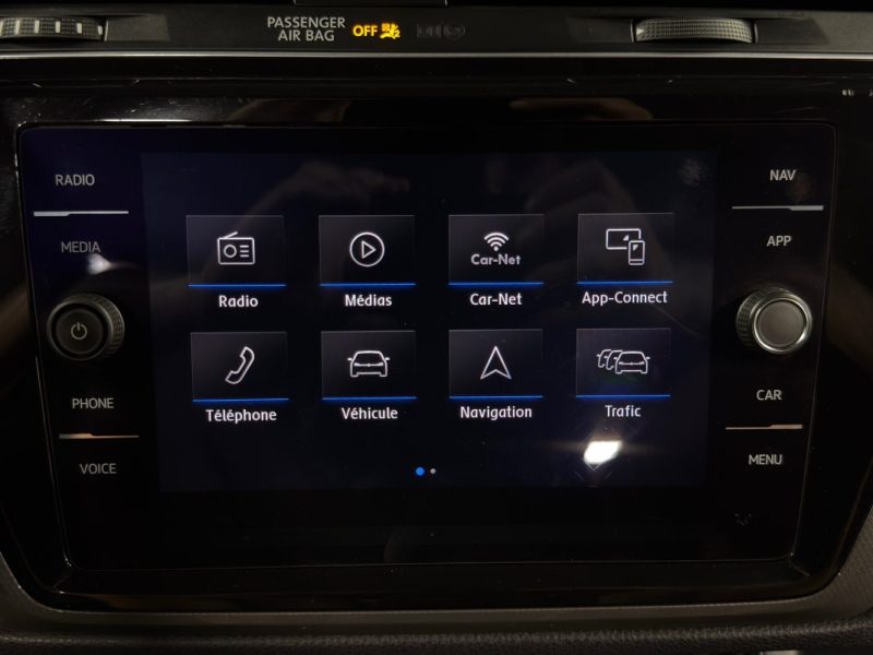 VOLKSWAGEN TOURAN II CONNECT 1.2 TSI 110 Cv 7 PLACES / CAMERA RECUL APPLE & ANDROID - GARANTIE 1 AN