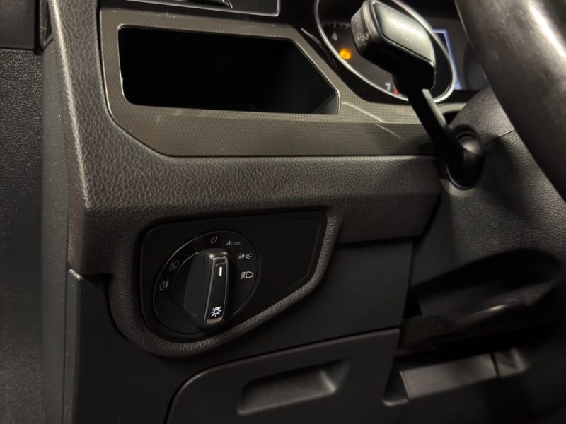 VOLKSWAGEN TOURAN II CONNECT 1.2 TSI 110 Cv 7 PLACES / CAMERA RECUL APPLE & ANDROID - GARANTIE 1 AN