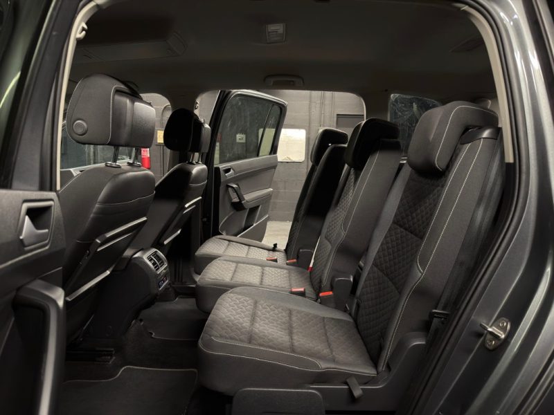 VOLKSWAGEN TOURAN II CONNECT 1.2 TSI 110 Cv 7 PLACES / CAMERA RECUL APPLE & ANDROID - GARANTIE 1 AN