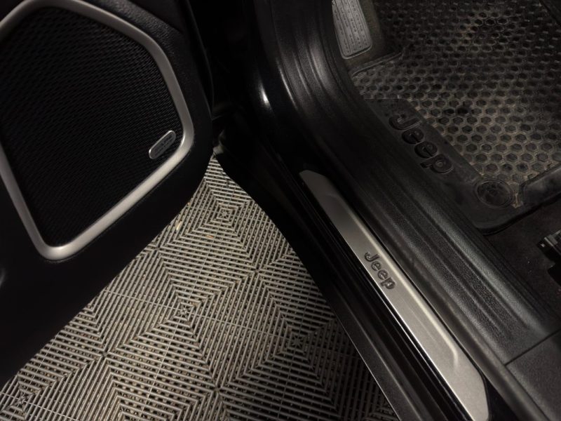 JEEP COMPASS II (2) 1.3I HYBRID S 240 Cv ANDROID & APPLE / CAMERA / TOIT OUVRANT - GARANTIE 12 MOIS