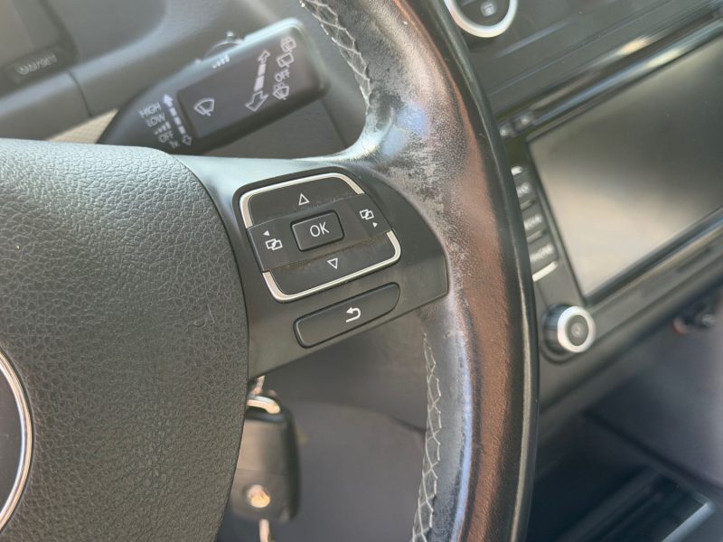 Volkswagen Touran 1.6 TDI 105 BlueMotion Life - Attelage - Clim - Gps - Révisée & garantie 6 mois