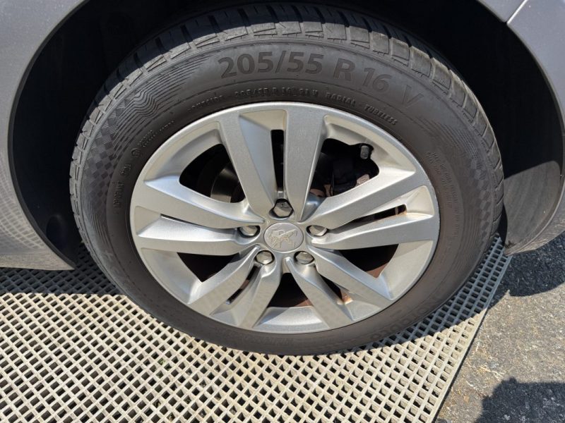 PEUGEOT 308 II 1.6 HDI 120CV S&S ALLURE 