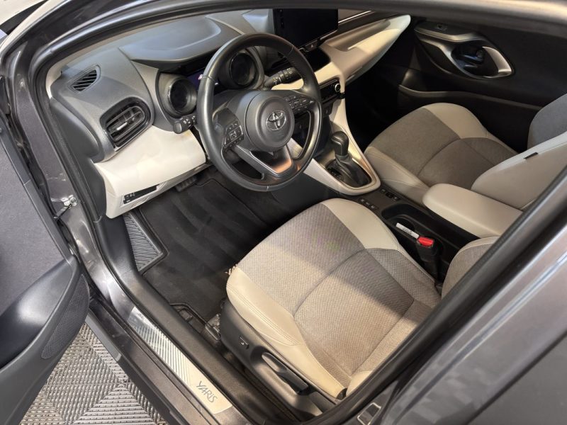TOYOTA YARIS ICONIC 116 cv hybride 