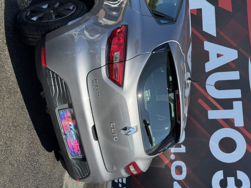 RENAULT CLIO IV 1.5 DCI 75 ZEN 2013
