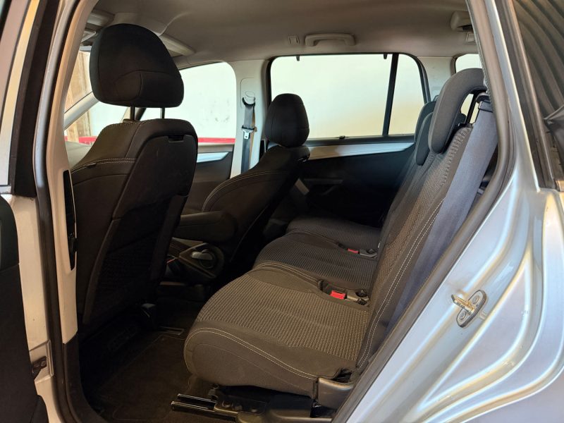 Citroën Grand C4 Picasso 1.6 HDI 110ch Rossignol 7 Places