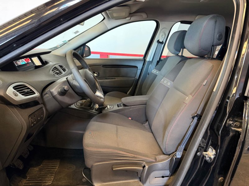 Renault Scénic III 1.6 dCi 130ch Expresssion