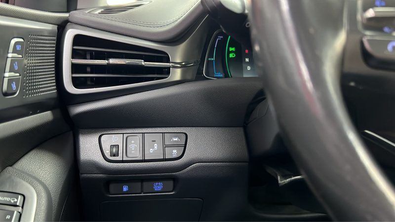 HYUNDAI IONIQ PHASE 2 HYBRIDE 141cv EXECUTIVE + TOIT OUVRANT/1 ERE MAIN/TVA RECUPERABLE