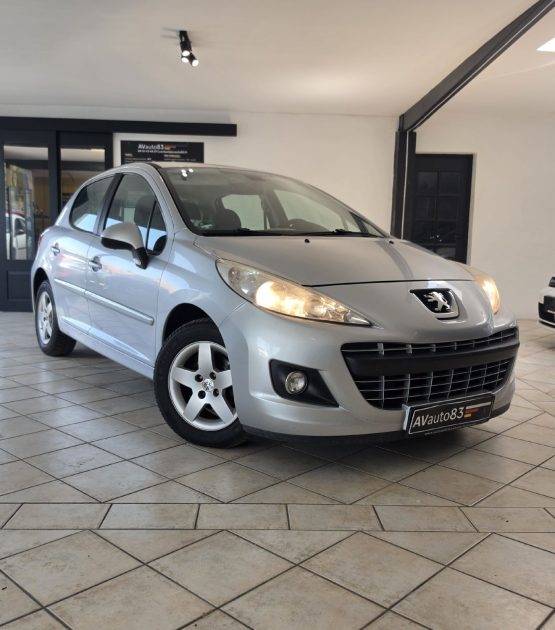 PEUGEOT 207 1.4 TU essence 75ch- 2012- Distribution neuve -Garantie 12 mois ou 15000 km