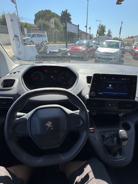 PEUGEOT PARTNER 1000 1.5 BLUE HDI 100 3 PLACES ECRAN