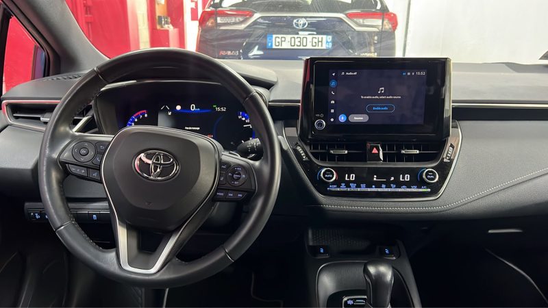 TOYOTA COROLLA TOURING SPORTS HYBRIDE 2.0 DYNAMIC BUSINESS 184cv/1 ERE MAIN/TVA RECUPERABLE
