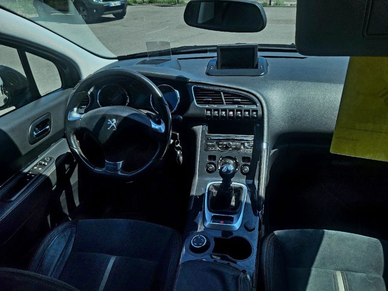 PEUGEOT 3008 1.6 BLUE HDI 120 CROSSWAY 2015