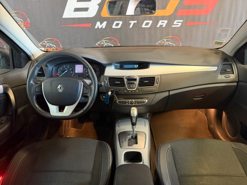 Renault Laguna III 2.0T 170ch Dynamique BVA