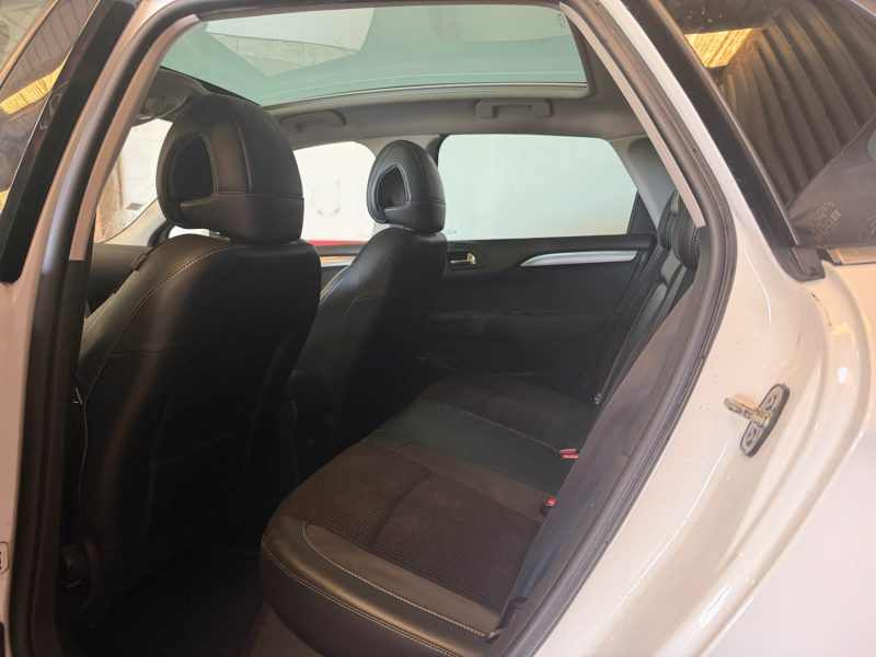 Citroën C4 II 1.6 e-HDI 115ch Exclusive + | Toit Pano | Bi-Xénon | Sièges massants