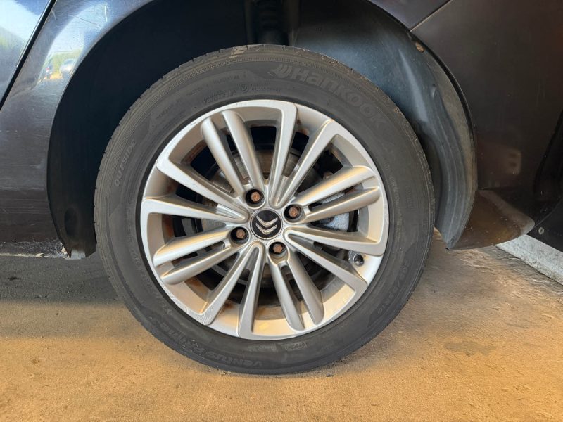 Citroën C4 II 1.6 e-HDI 110ch Airdream Confort BMP6 | Toit pano