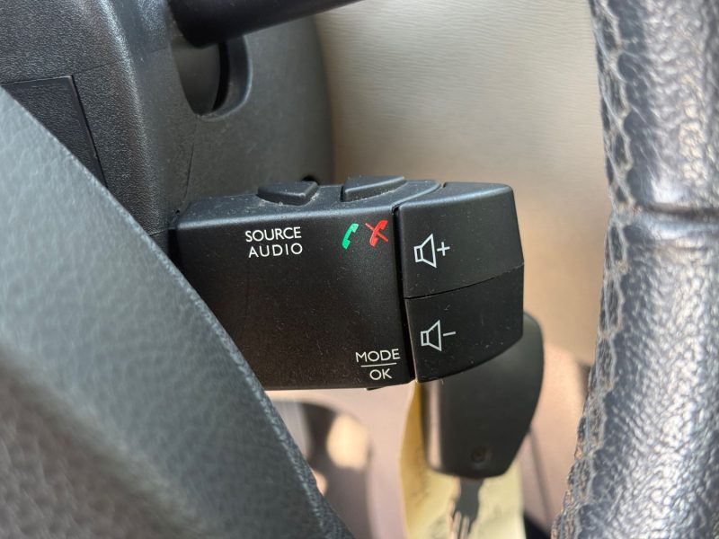 Dacia Lodgy 1.5 dCi 110 Prestige 7 Places - Bluetooth - Gps - Attelage - Révisée & Garantie 6 Mois