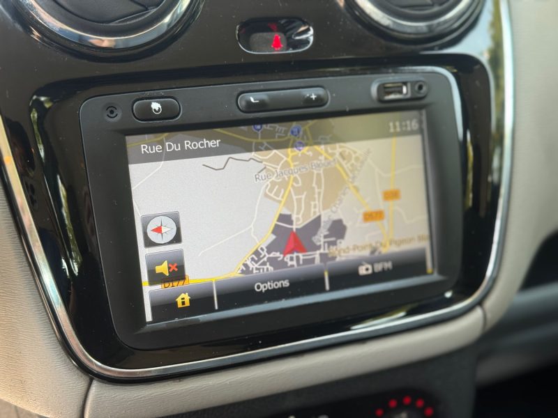 Dacia Lodgy 1.5 dCi 110 Prestige 7 Places - Bluetooth - Gps - Attelage - Révisée & Garantie 6 Mois