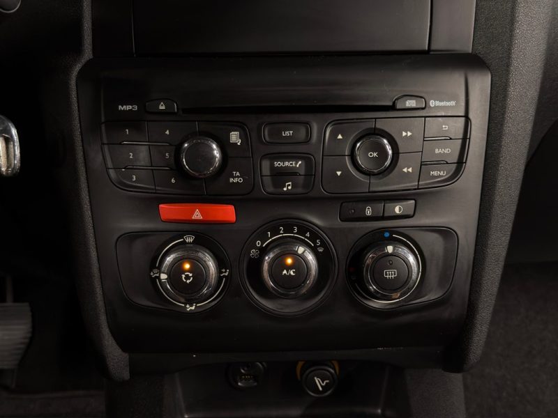 CITROEN C4 1.2 TURBO 110 Cv - CLIMATISATION / BLUETOOTH / REGULATEUR - GARANTIE 12 MOIS
