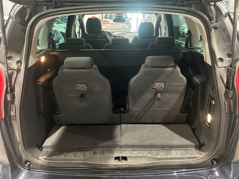 PEUGEOT 5008 2.0 HDI 150CH ALLURE 