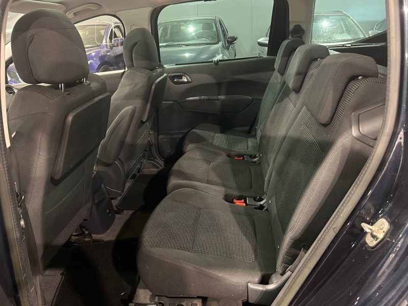 PEUGEOT 5008 2.0 HDI 150CH ALLURE 