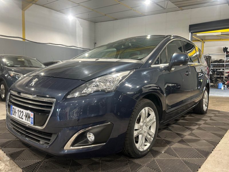 PEUGEOT 5008 2.0 HDI 150CH ALLURE 