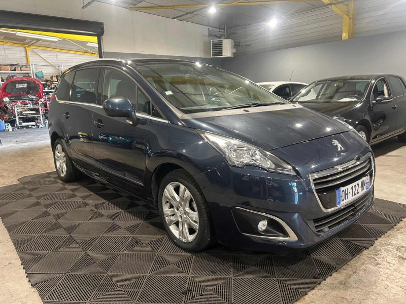 PEUGEOT 5008 2.0 HDI 150CH ALLURE 