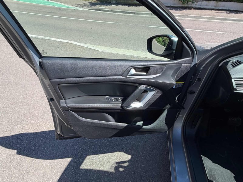 PEUGEOT 308 II Feline 2.0 BLUE HDI 150CH