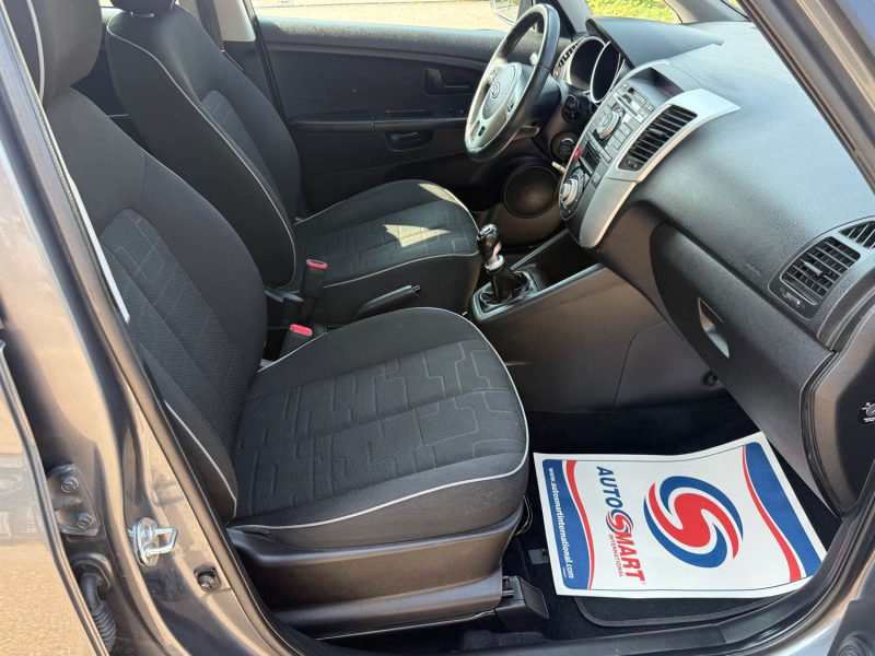 Kia Venga 1.4 90 ch Active - Bluetooth - Clim - Régulateur - Révisée & Garantie 6 Mois