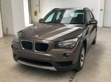BMW X1  XDRIVE 20D  2013 - 100106 KM