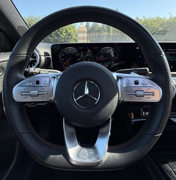 Mercedes Classe A 200d AMG LINE 8G-DCT (Sièges Chauffants |  Toit Ouvrant | Sièges à mémoire)