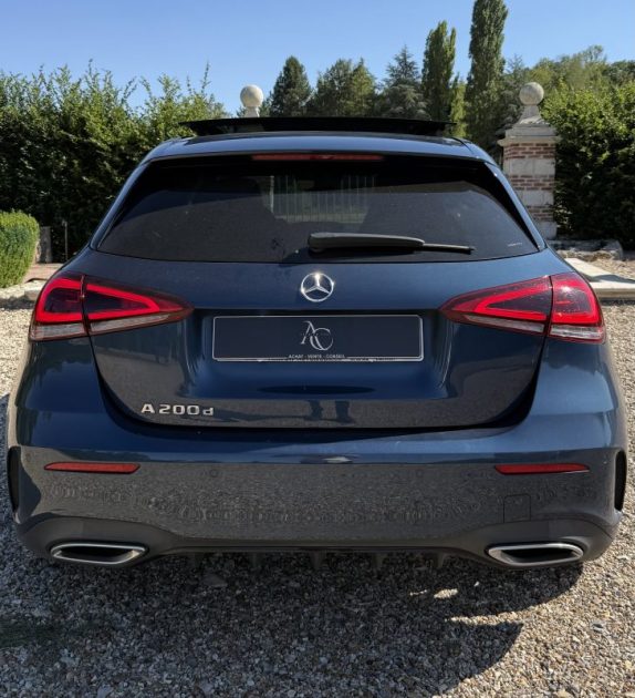 Mercedes Classe A 200d AMG LINE 8G-DCT (Sièges Chauffants |  Toit Ouvrant | Sièges à mémoire)