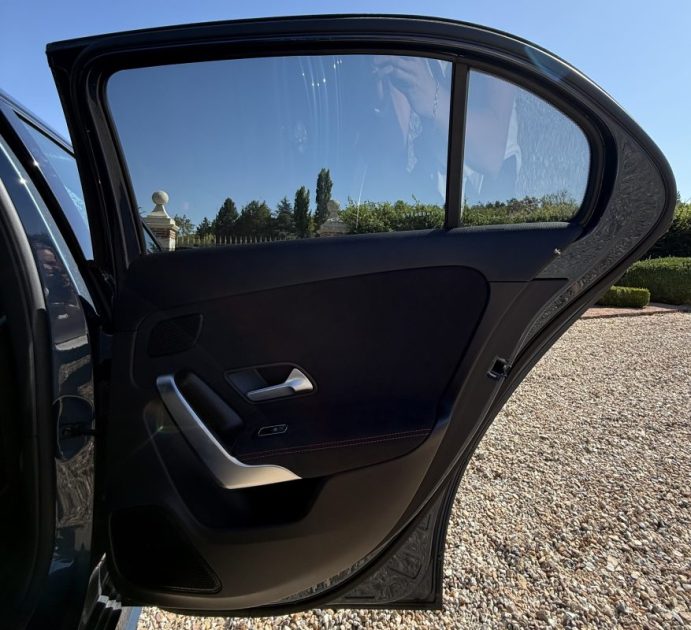 Mercedes Classe A 200d AMG LINE 8G-DCT (Sièges Chauffants |  Toit Ouvrant | Sièges à mémoire)