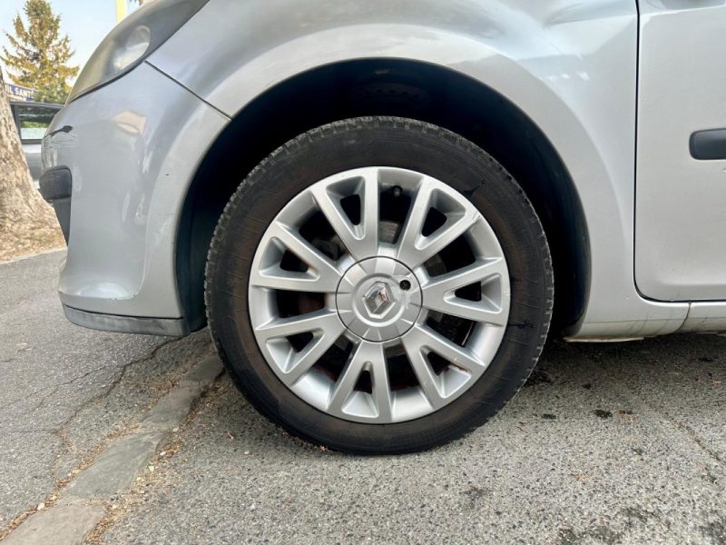 RENAULT CLIO III 1.5 dCi 85 EXCEPTION