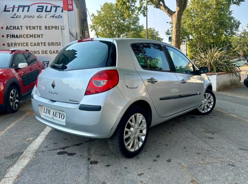 RENAULT CLIO III 1.5 dCi 85 EXCEPTION