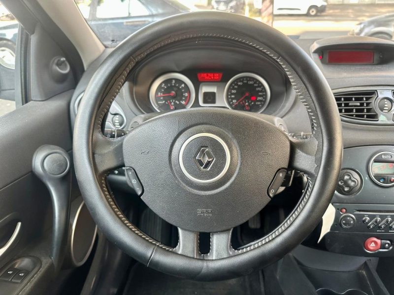 RENAULT CLIO III 1.5 dCi 85 EXCEPTION
