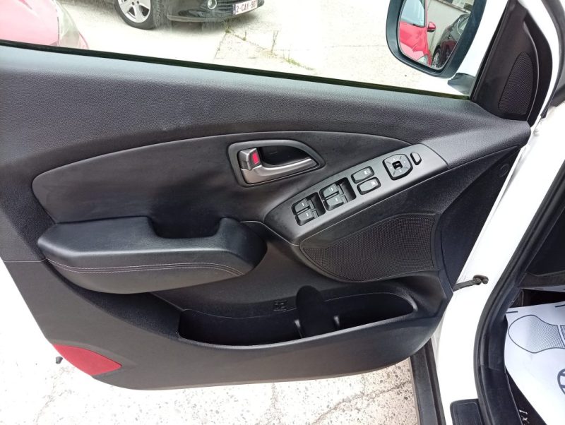 HYUNDAI IX35 1.7 CRDI 115 PACK INVENTIVE LIMITED BLUE DRIVE 2015