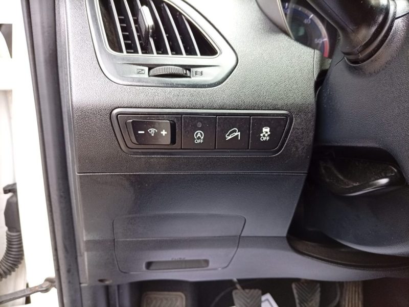 HYUNDAI IX35 1.7 CRDI 115 PACK INVENTIVE LIMITED BLUE DRIVE 2015