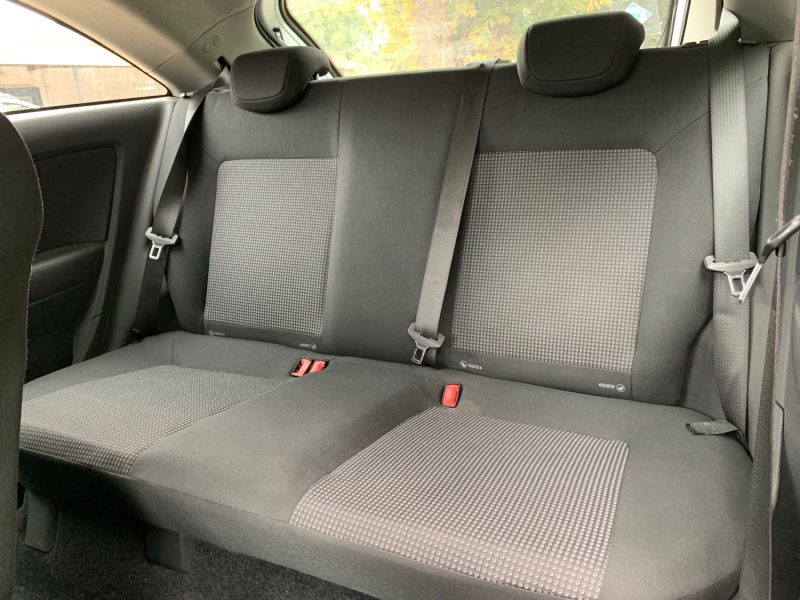 OPEL CORSA 1.0 TWINPORT 65 ESSENTIA 2010